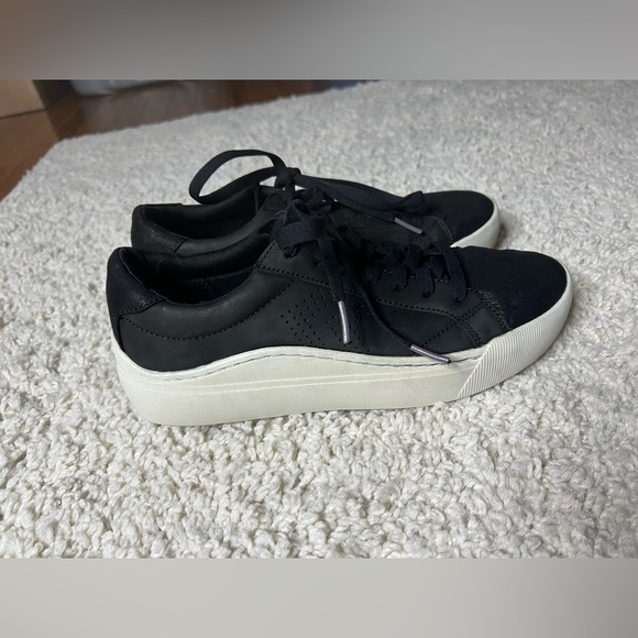 Dr. Scholl's Shoes - Women’s 7M Dr. Scholl's Take It Easy Black Shoes GUC